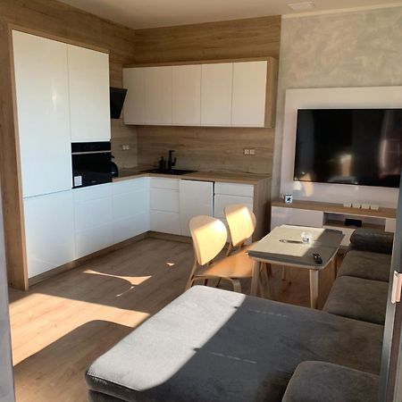 Ubytovani V Beskydech - Apartman Kaja Celadna Exterior photo