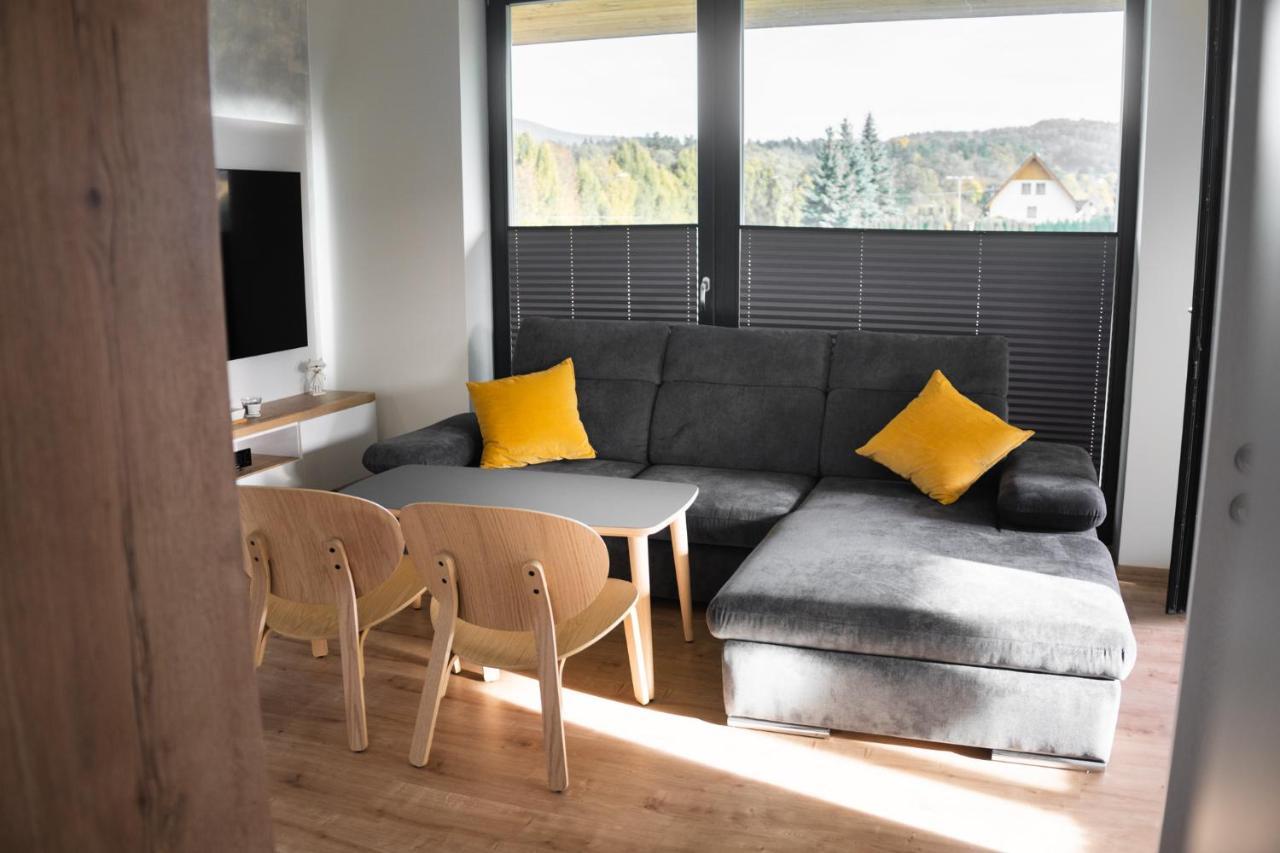 Ubytovani V Beskydech - Apartman Kaja Celadna Exterior photo