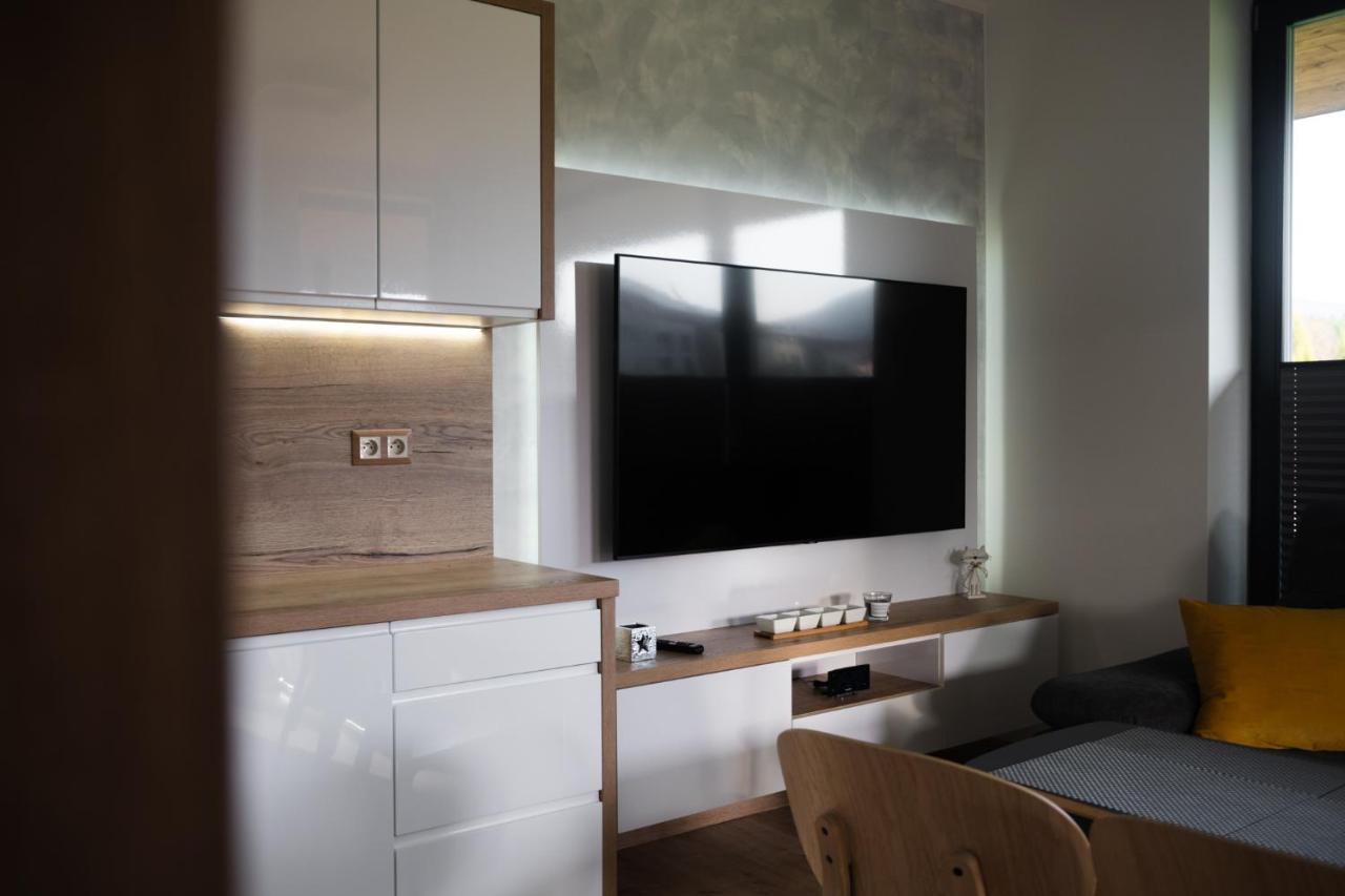 Ubytovani V Beskydech - Apartman Kaja Celadna Exterior photo